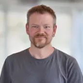 Thomas  Bauer