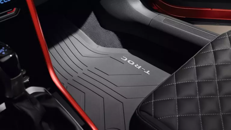 Volkswagen Fußmatte mit T-Roc Schriftzug