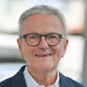 Wilfried Holzapfel