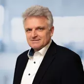 Wolfgang Lindacher