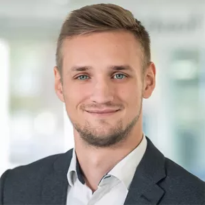 Adrian Wozny