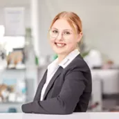 Jacqueline Zahn