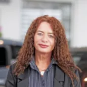Katrin Zander
