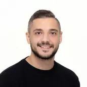 Ergin  Cora