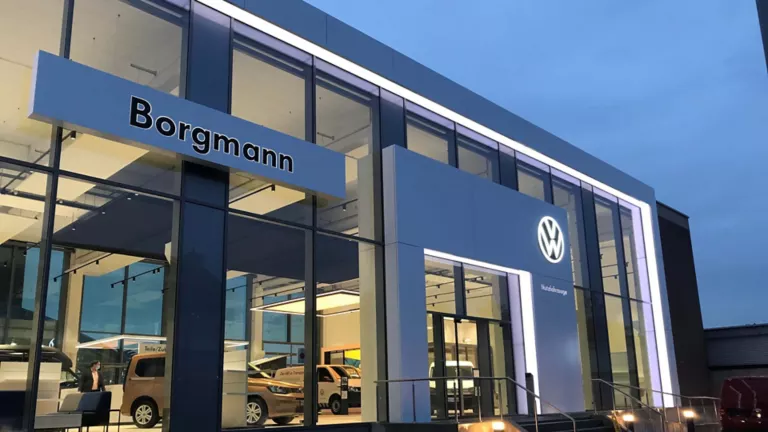 VW Touran kaufen im Autohaus Borgmann