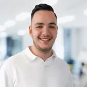 Alesandro Pelaj