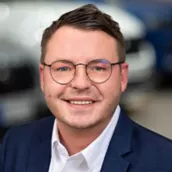 Lukasz Rzeszowski