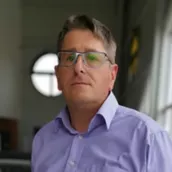 Stefan Müller