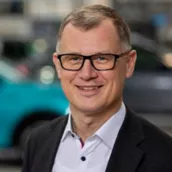 Dirk Wange