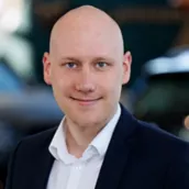 Dennis Zeuch