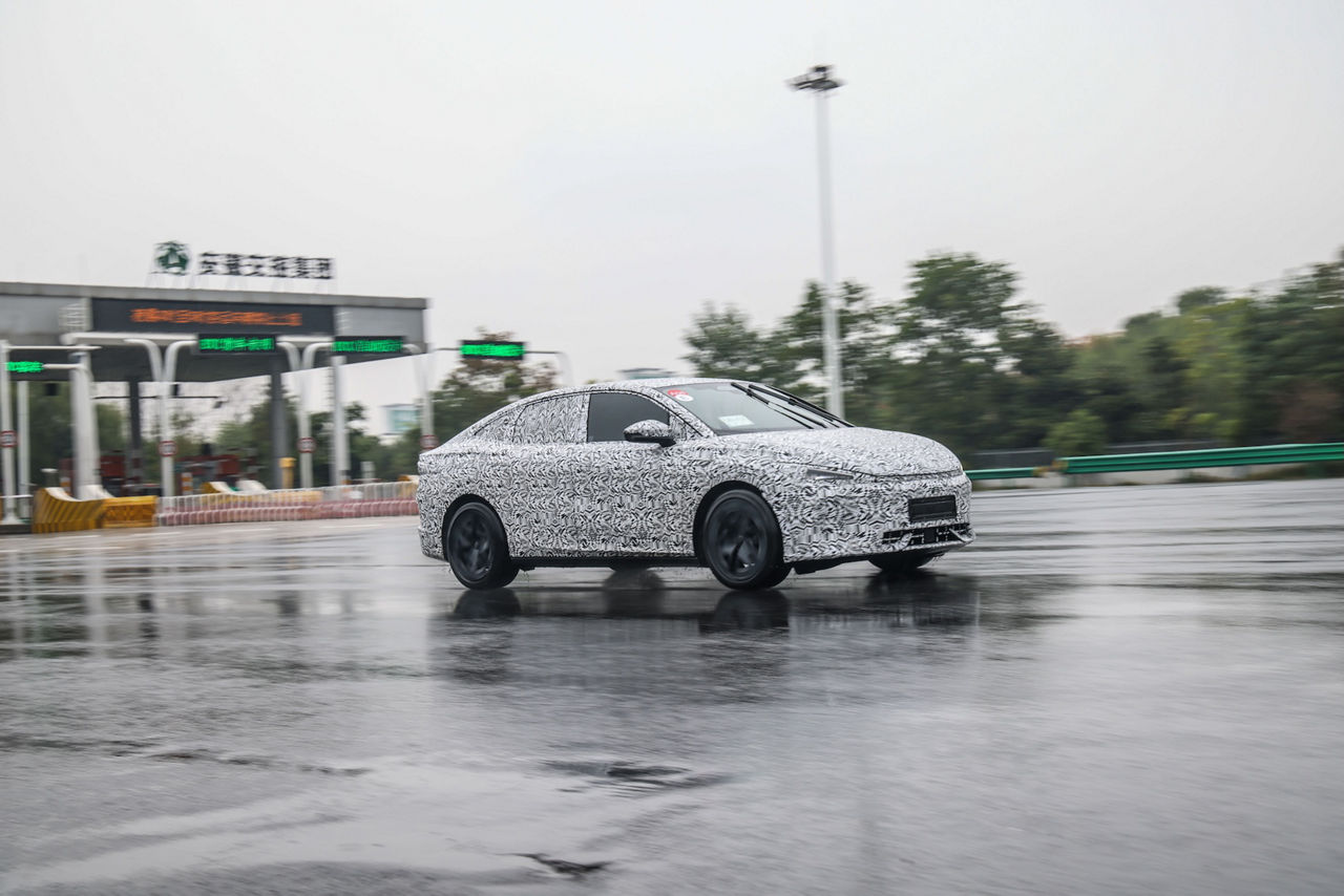 Test drive ID.UNYX 07