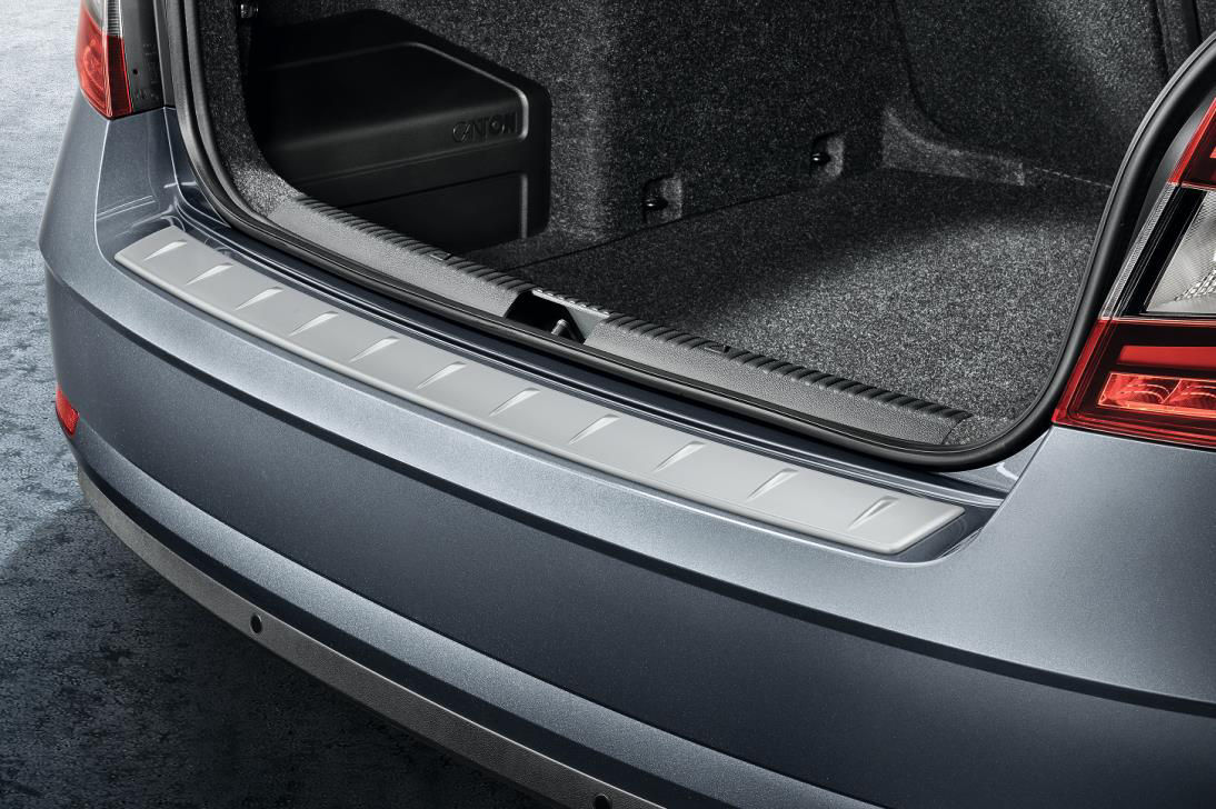 Protective-decorative strip                                                                                for the loading edge – silver