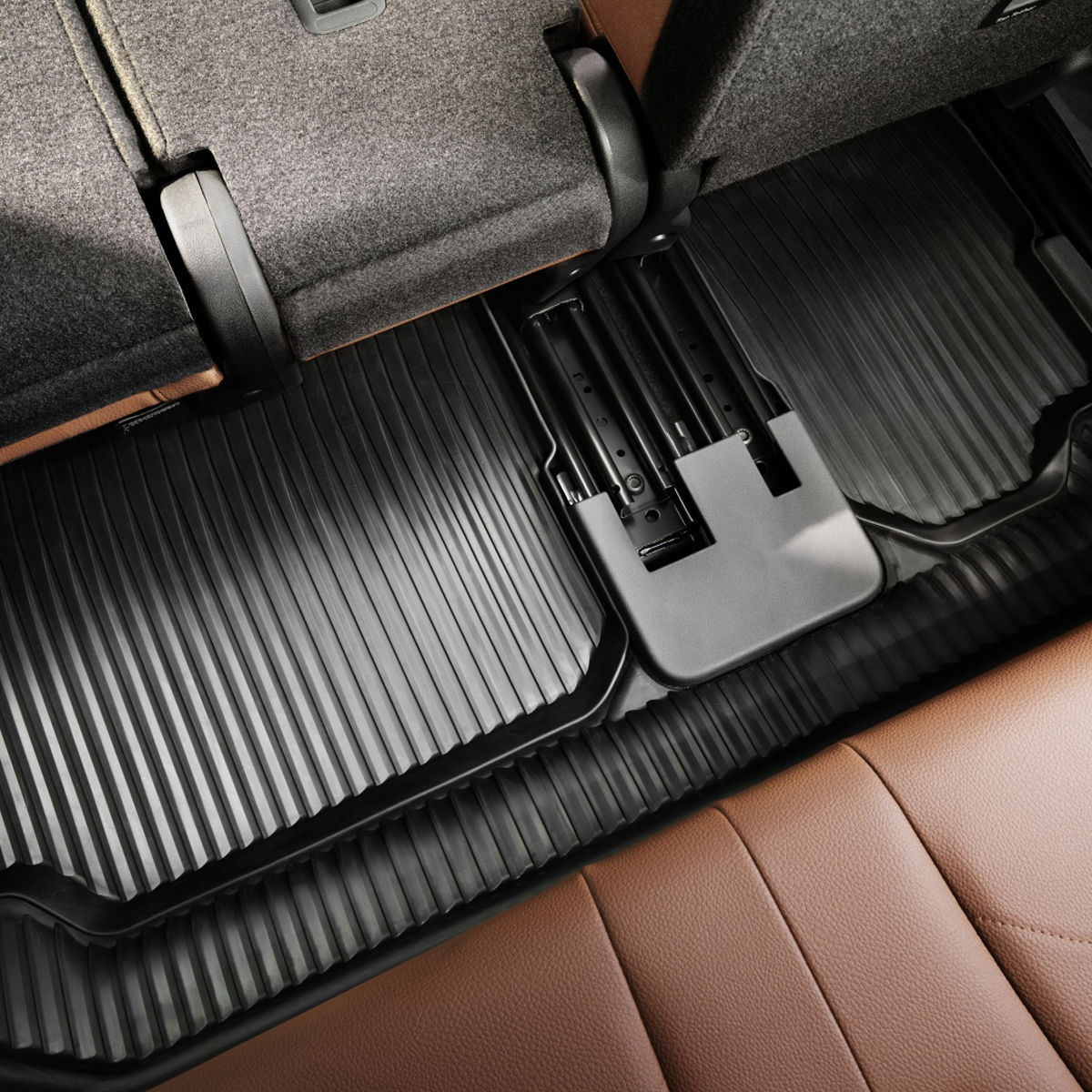 All-weather foot mats for the 3rd row of seats