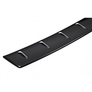 Protective-decorative strip of the loading edge, black design
