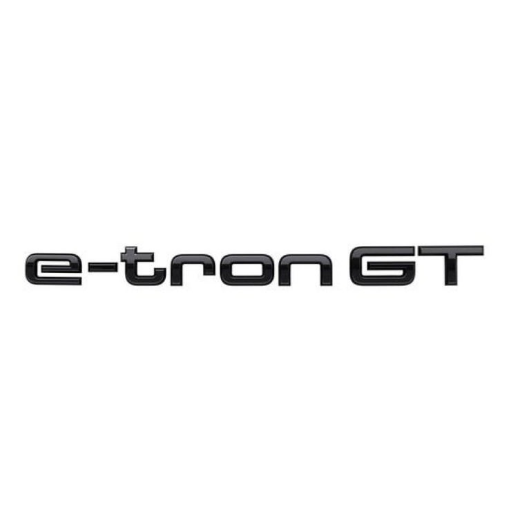 Désignation du modèle e-tron GT en noir
