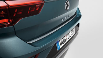 Protective strip for the tailgate