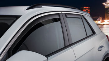 Door draught deflector