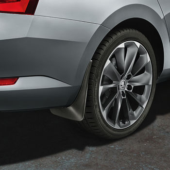 Rear mud flaps