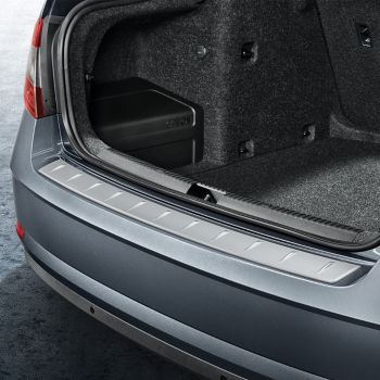 Protective-decorative strip                                                                                  for the loading edge – silver