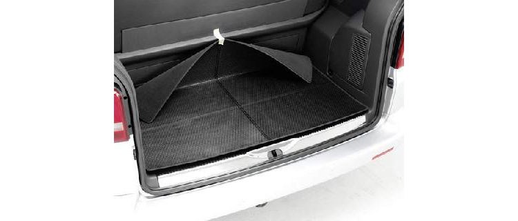 Reversible luggage compartment mat