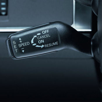 Retrofit solution for the cruise control system, for vehicles with or without a multifunction steering wheel