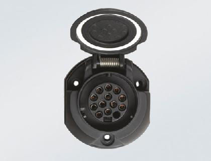 Electrical installation kit for towing hitch