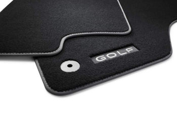 Textile floor mats
