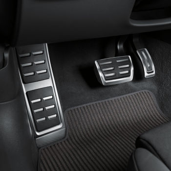 Foot rest and pedal caps in stainless steel, for vehicles with an automatic gearbox