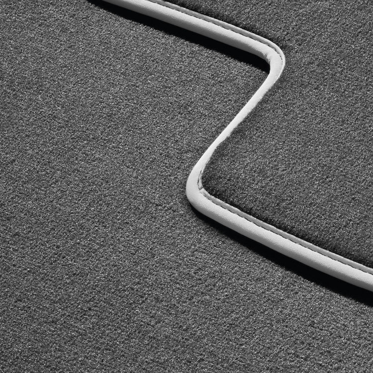 Textilfußmatten Premium - Audi Original Zubehör Deutschland 