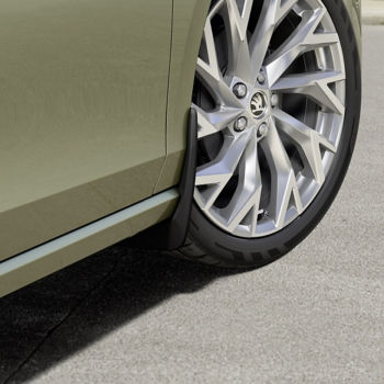 Mud flaps - front