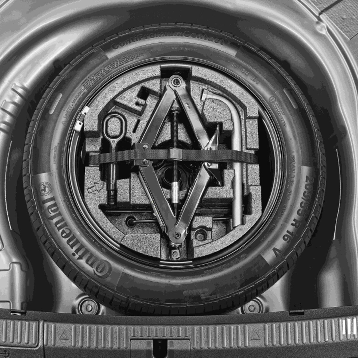 Set for spare wheel
