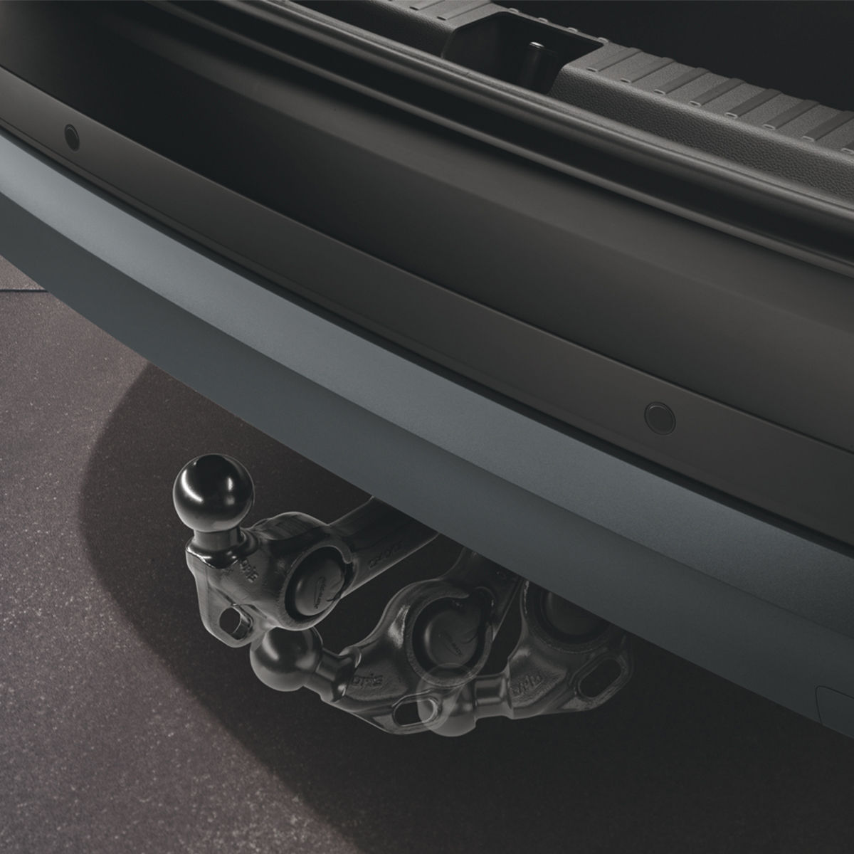 Tow bar - foldable
