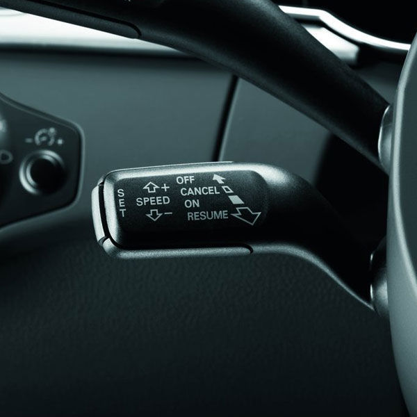 Retrofit solution for the cruise control system, for vehicles with a heated steering wheel