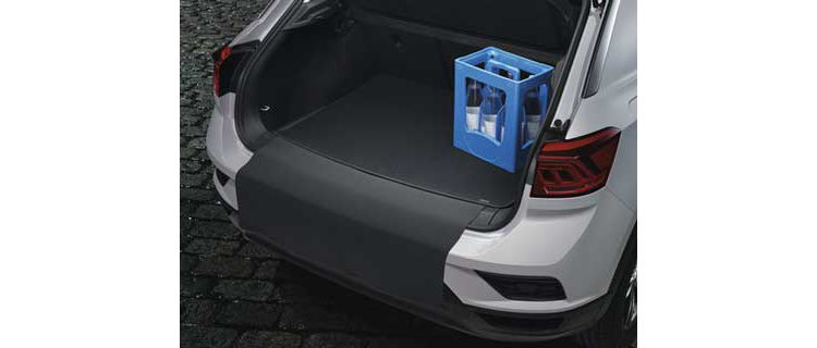 Reversible luggage compartment mat