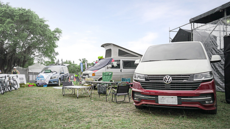 【新聞照片8】福斯商旅號召車主與經銷商夥伴，挑戰鐵人三項同時也享受福斯商旅專屬的VanLife樂旅精神1