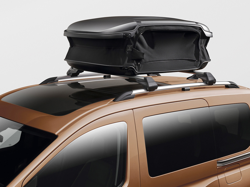 Photo showing the large roof box module accessory. 