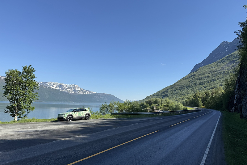 ID. Cross mellan fjordar och fjäll 