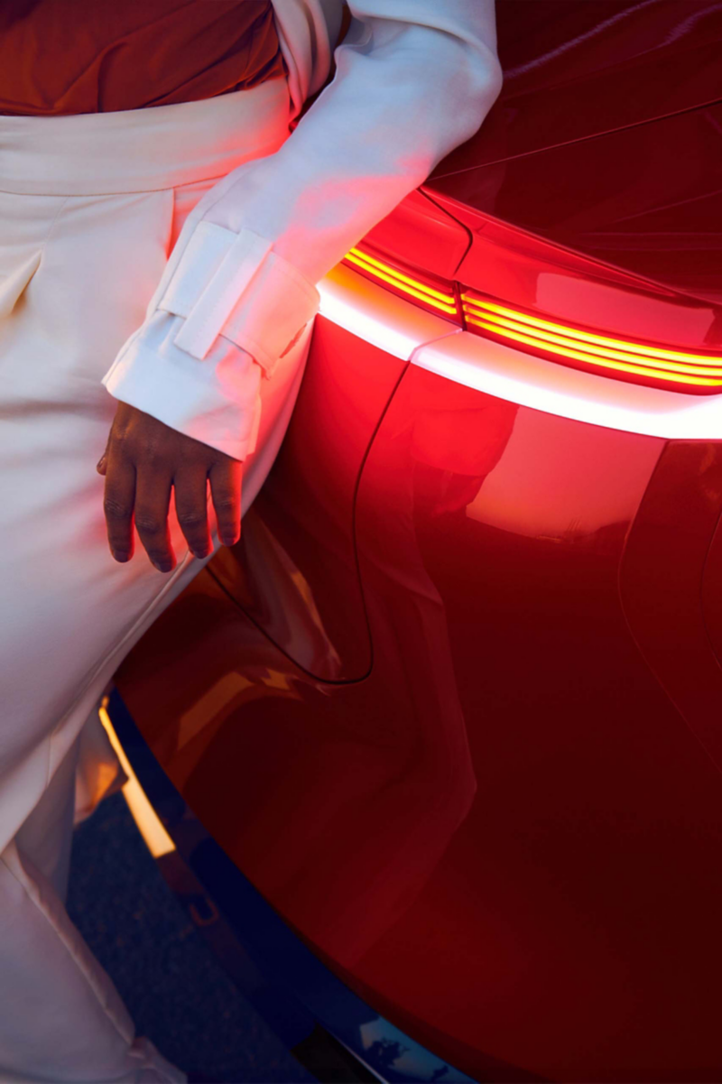 ID Vizzion concept car close view