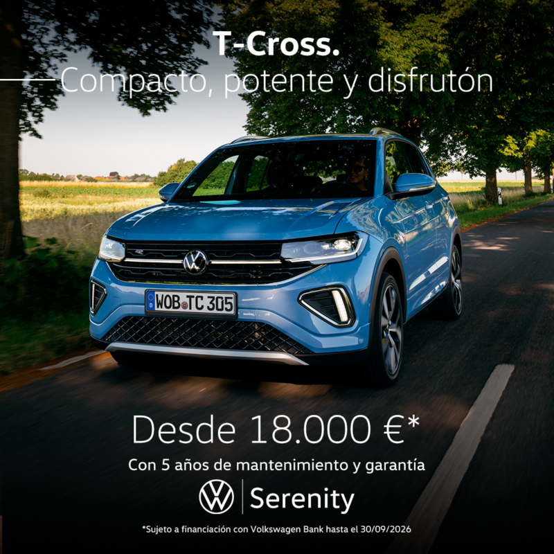 T-Cross, color azul, vista frontal izquierda. Texto promoción: Desde 18.000€. Sujeto a financiación con Volkswagen Bank hasta el 30/09/2026.