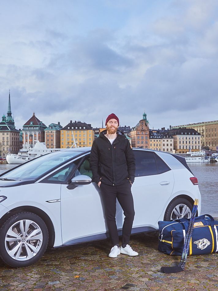 Mattias Ekholm är nybliven ägare av en Volkswagen ID.3