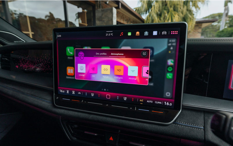 Tayron infotainment