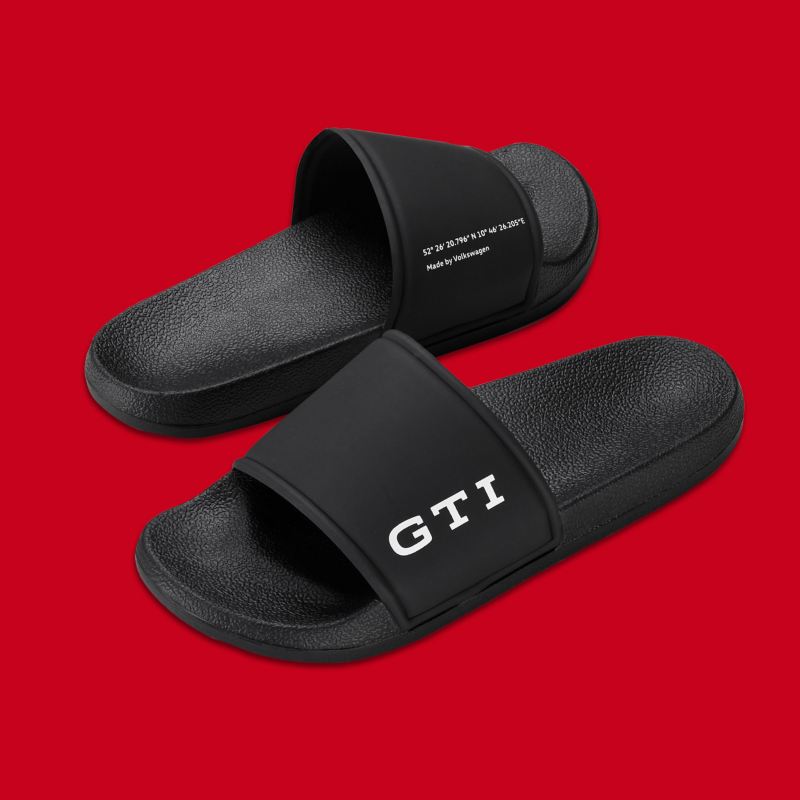 Sandalias con un toque GTI – Accesorios VW