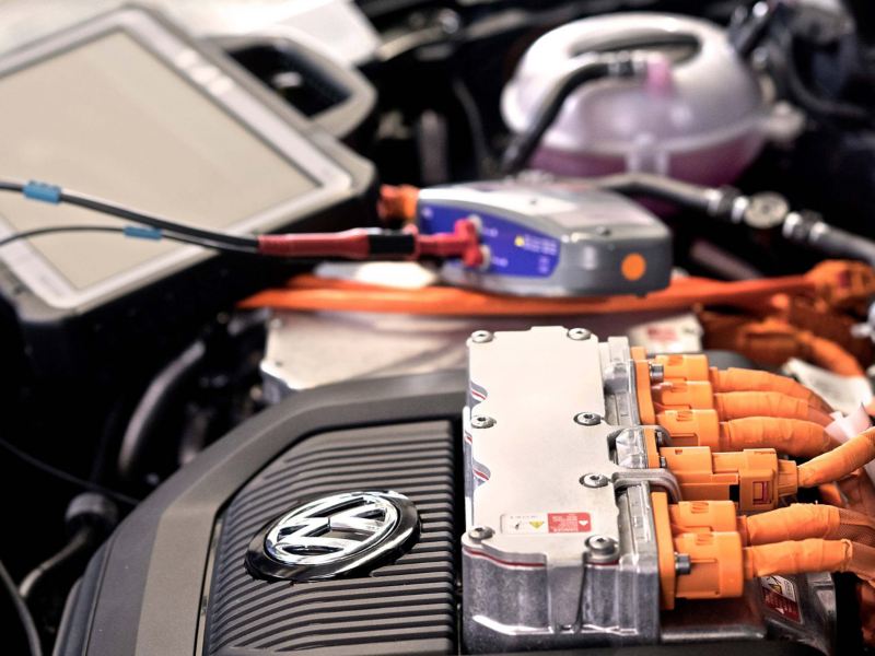 Close up photo of a VW engine undergoing a testing procedure. 