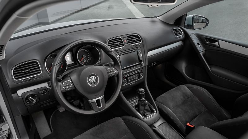 The interior of the Golf 6 – accessories for older models