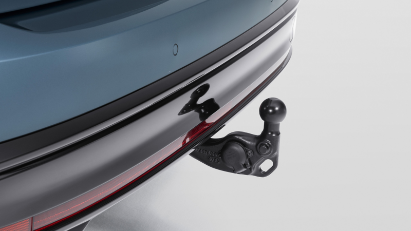 VW Accessories ball coupling on the VW ID.7 Tourer