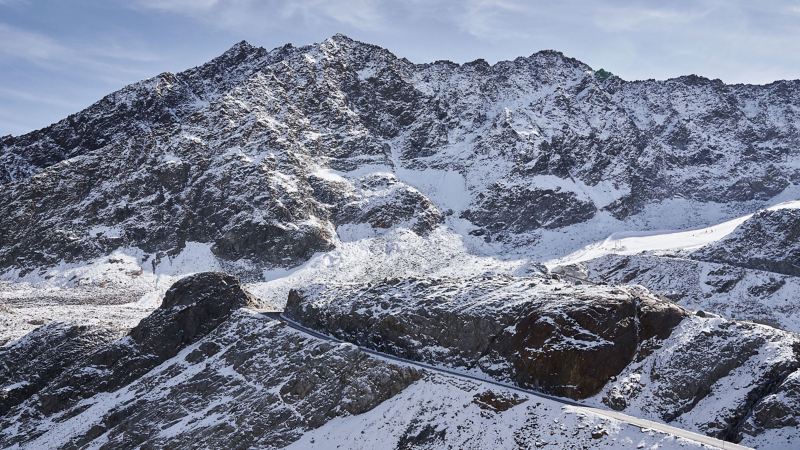 Eine verschneite Berglandschaft – Konformitätserklärungen und Inhaltsstoffe