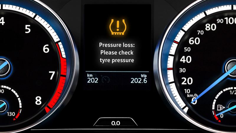 Yellow VW warning lamp: tyre pressure too low or Tyre Pressure Loss Indicator faulty