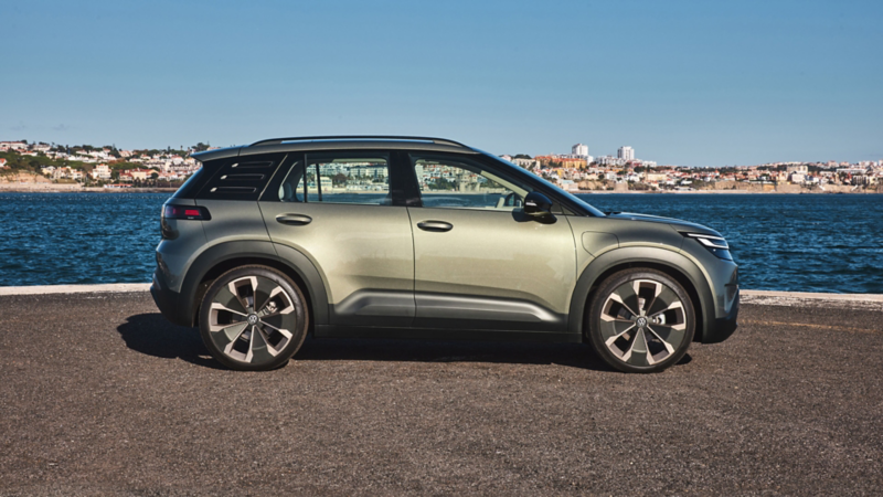 vw id cross concept sett fra siden