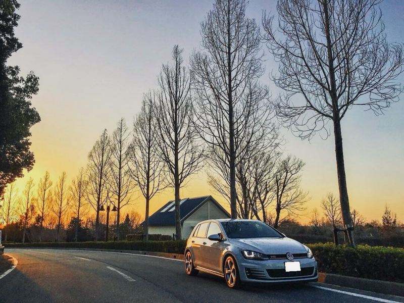 volkswagen car in the sunset