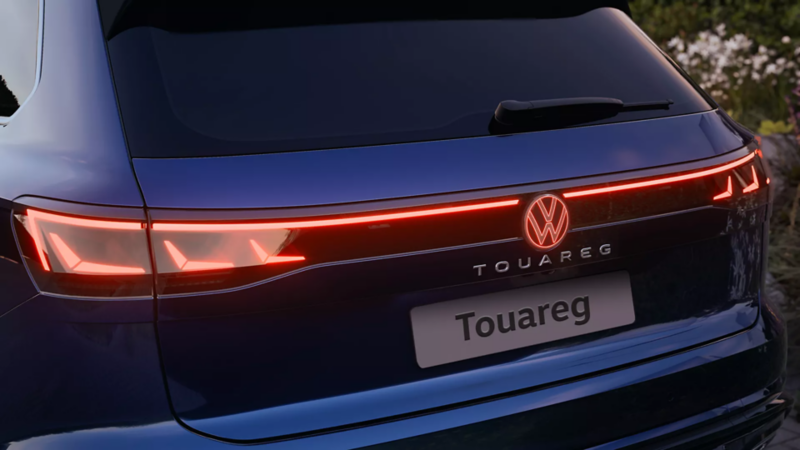 Volkswagen Aydınlatmalı Arka Logo